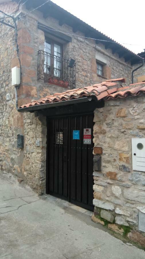 Casa De Pueblo Rural * Leão